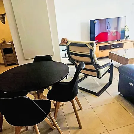Apartment Classe 4 Etoiles By Interhome Le Lavandou