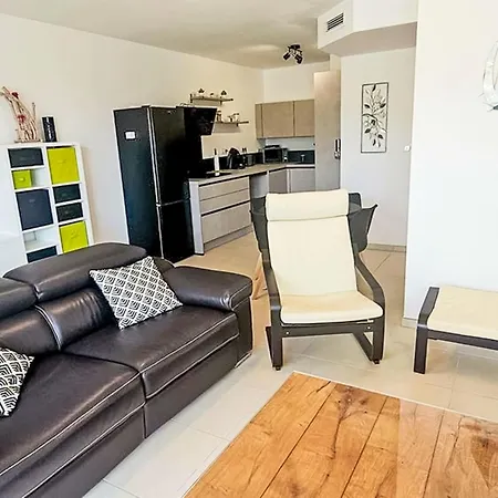 아파트 Apartment Classe 4 Etoiles By Interhome