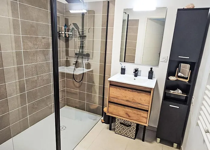 Eleganza-2 By Interhome *